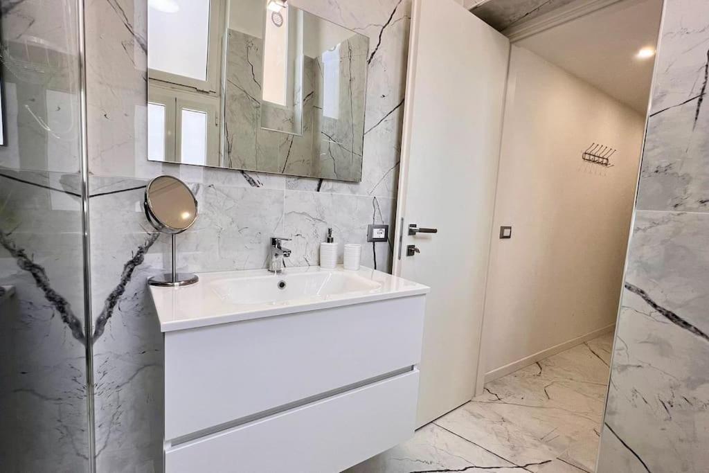 Urban House - Modern Flat Navigli Milan Center Apartment Exterior photo